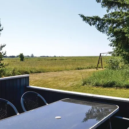 Three Bedroom Holiday In Saby Nyaraló *