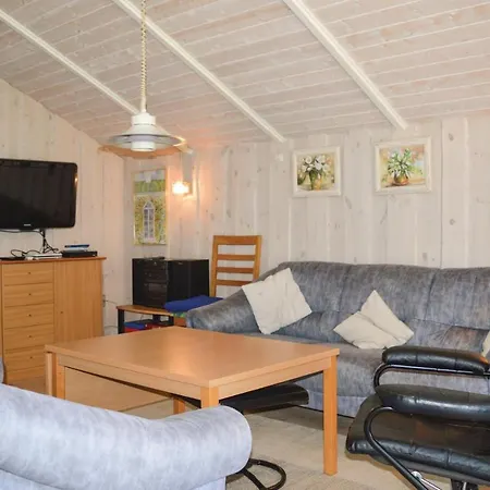 Three Bedroom Holiday In Saby Nyaraló